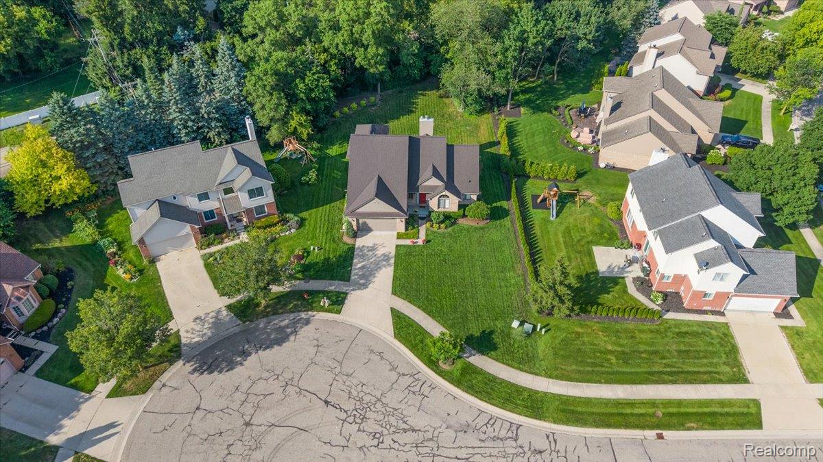 3359 Paddington Court Rochester, MI 48309 - Photo 11 of 63 25-3359 Paddington Ct-25.jpg