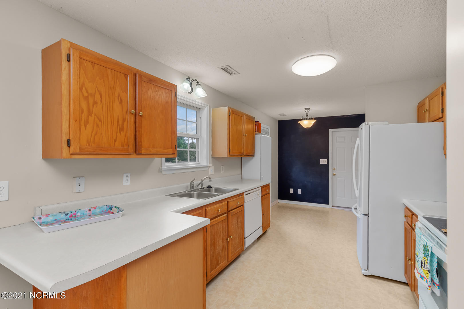 349 Running Road Jacksonville, NC 28546 - Photo 12 of 35 13