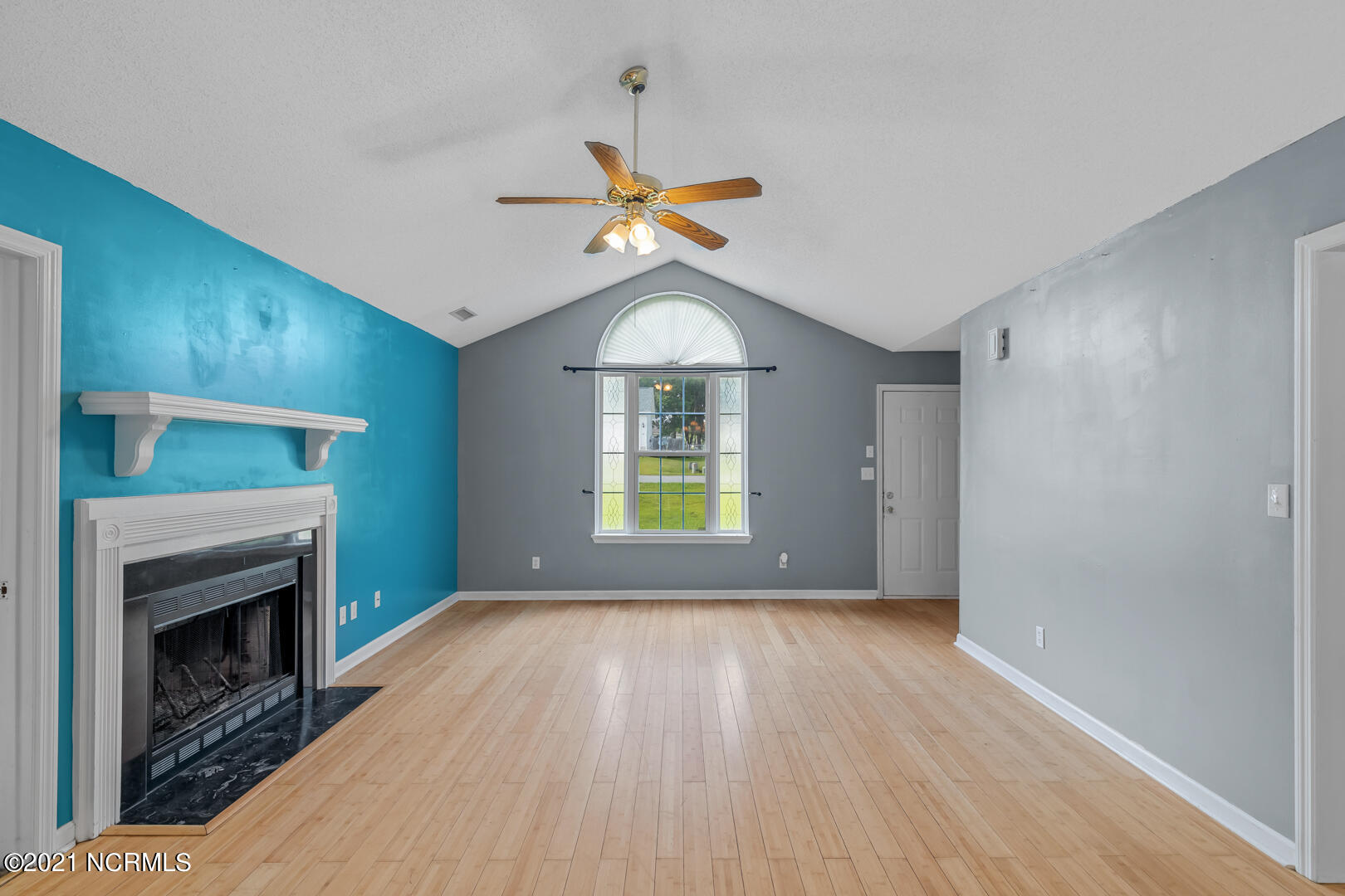 349 Running Road Jacksonville, NC 28546 - Photo 4 of 35 5