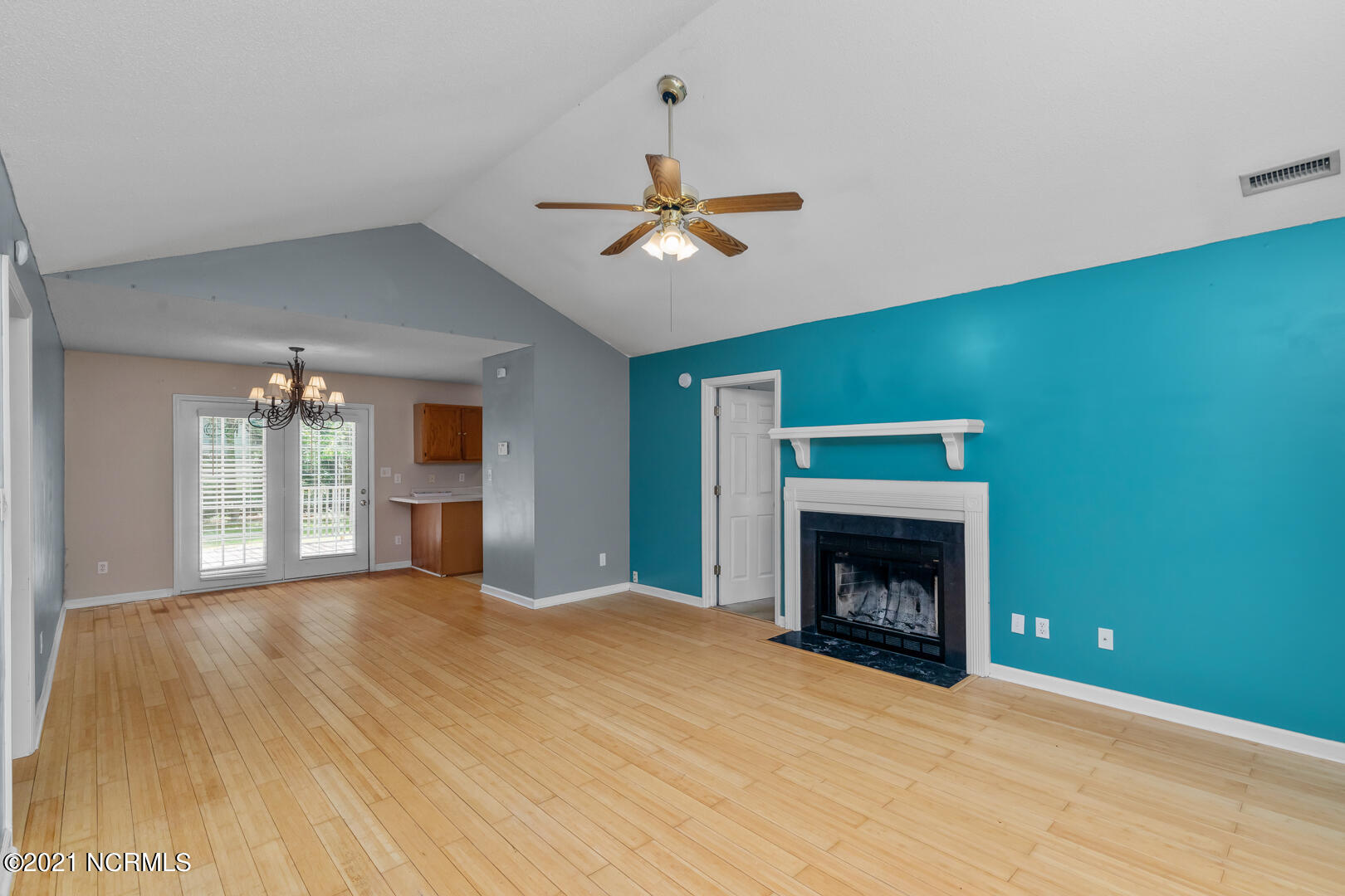 349 Running Road Jacksonville, NC 28546 - Photo 6 of 35 7