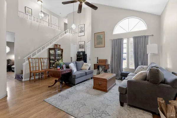 $595,000 | 127 Marguerite Lane, Cloverdale, CA 95425
