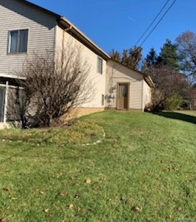 5381 Eagle Road Highland, MI 48356 - Photo 26 of 30