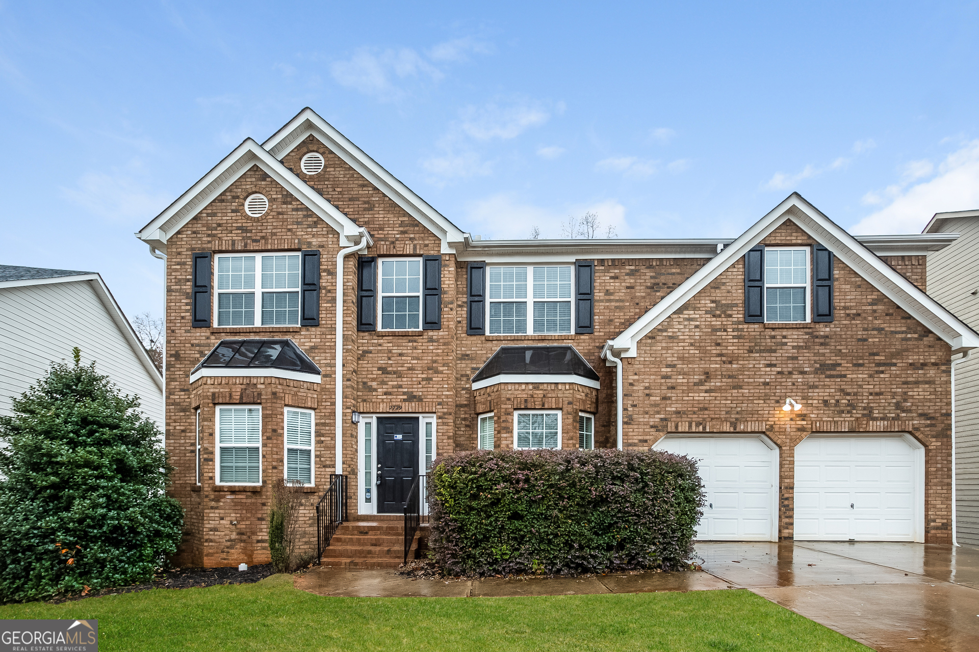 2729 Palmview Court Southwest Atlanta, GA 30331 - Photo 1 of 15 front view of house with a yard