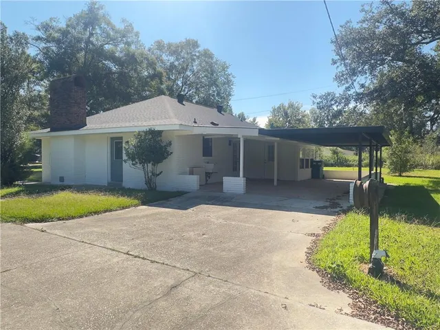 $1,500 | 48161 Galafaro Road, Tickfaw, LA 70466