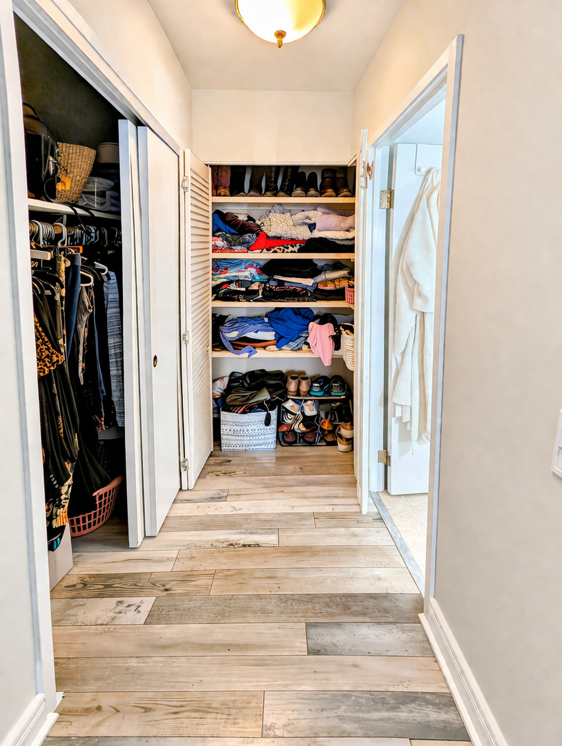 40 North Tower Road, Unit 6G Oak Brook, IL 60523 - Photo 9 of 12
