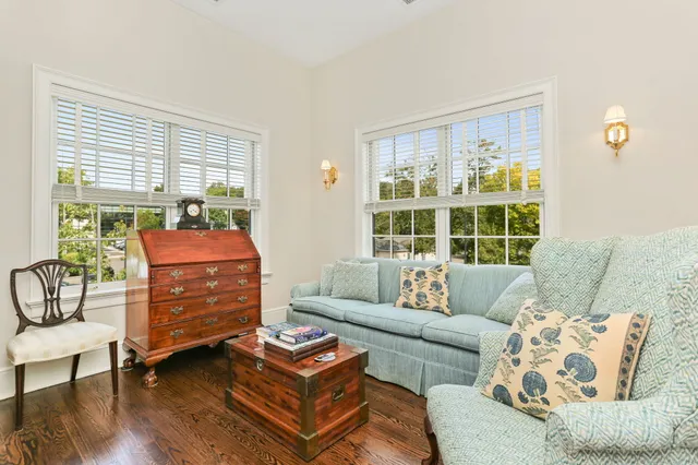 $2,399,000 | 2 Elmwood Drive, Unit 2, Southport, CT 06890