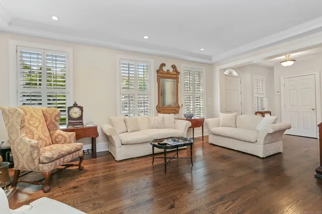 $2,399,000 | 2 Elmwood Drive, Unit 2, Southport, CT 06890