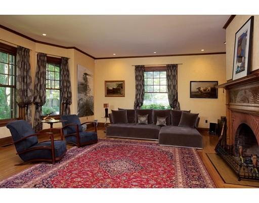 92 High Street Brookline, MA 02445 - Photo 4 of 23 Gallery Image 4