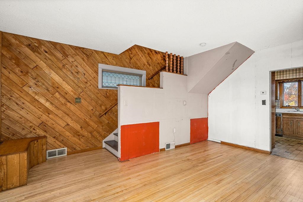 3618 Minnesota Avenue Duluth, MN 55802 - Photo 19 of 33