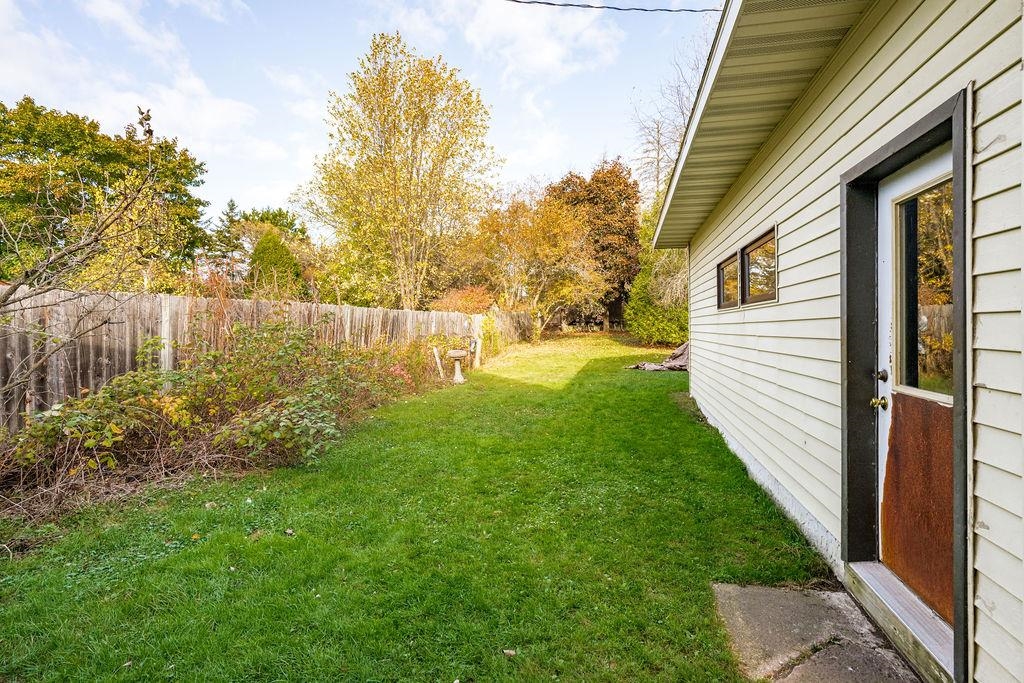 3618 Minnesota Avenue Duluth, MN 55802 - Photo 30 of 33