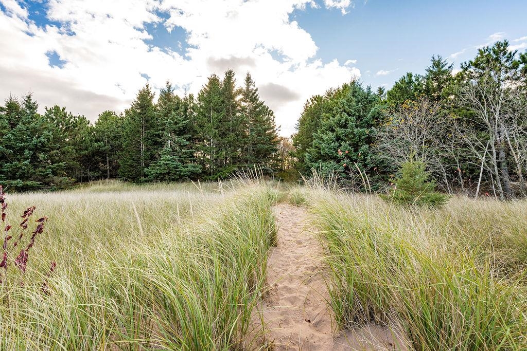 3618 Minnesota Avenue Duluth, MN 55802 - Photo 10 of 33