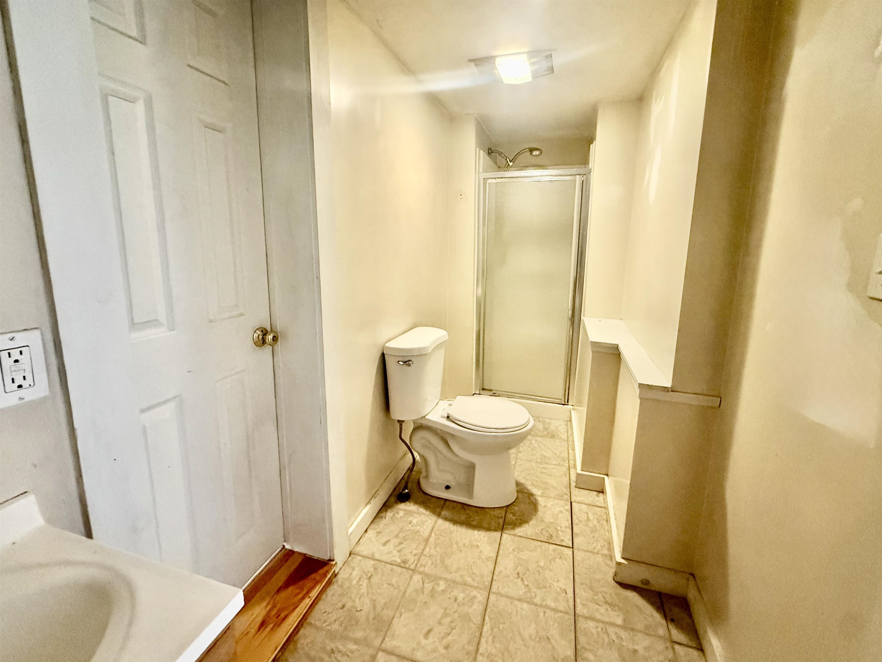 442 Merrimack Street, Unit 2E Manchester, NH 03103 - Photo 3 of 9