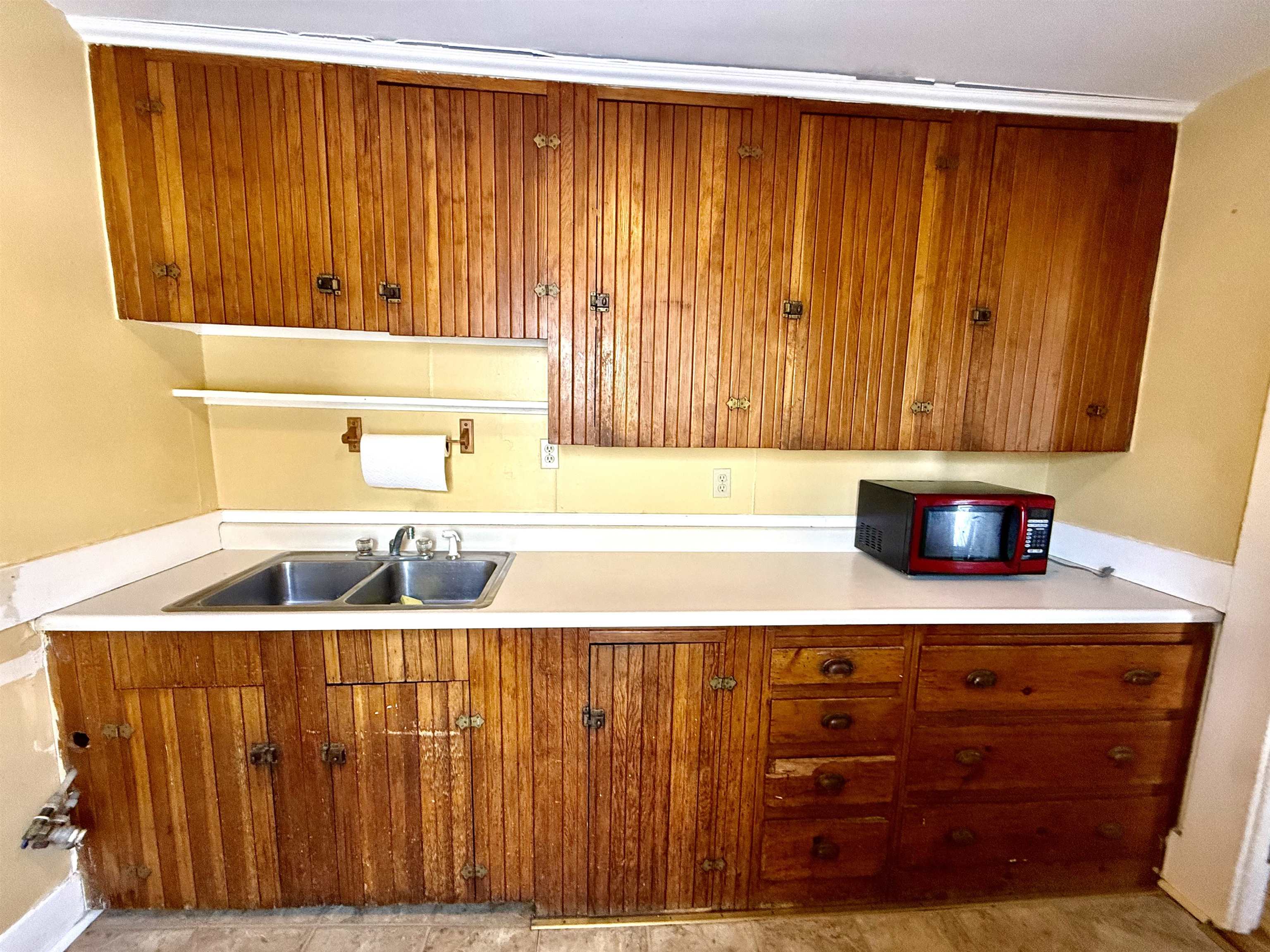 442 Merrimack Street, Unit 2E Manchester, NH 03103 - Photo 4 of 9