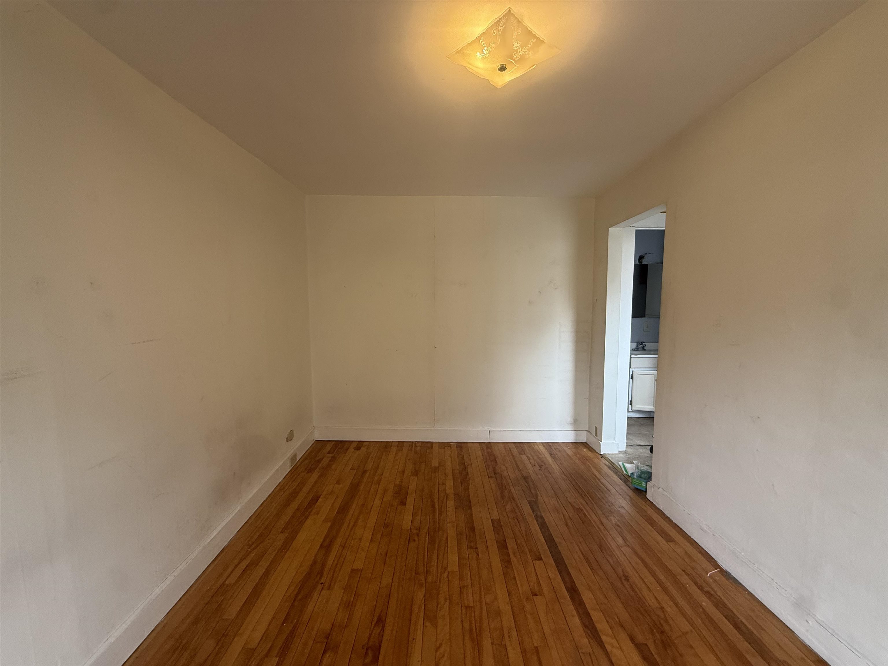 442 Merrimack Street, Unit 2E Manchester, NH 03103 - Photo 5 of 9
