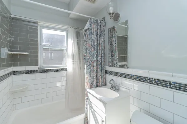 $149,900 | 3128 West Bde Maka Ska Boulevard, Unit 415, Minneapolis, MN 55416
