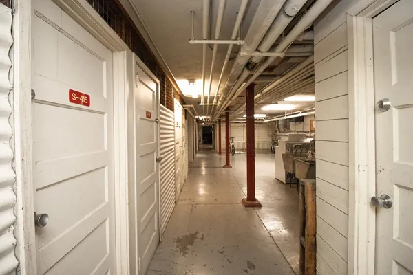 $149,900 | 3128 West Bde Maka Ska Boulevard, Unit 415, Minneapolis, MN 55416