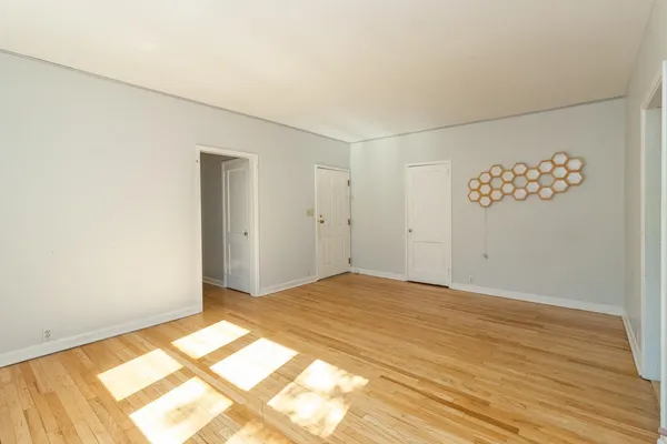 $149,900 | 3128 West Bde Maka Ska Boulevard, Unit 415, Minneapolis, MN 55416