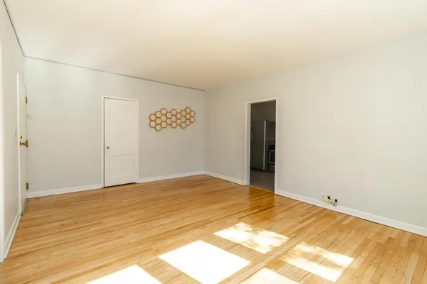 $149,900 | 3128 West Bde Maka Ska Boulevard, Unit 415, Minneapolis, MN 55416