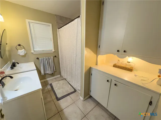 $257,900 | 716 Westwood Drive, Port Lavaca, TX 77979