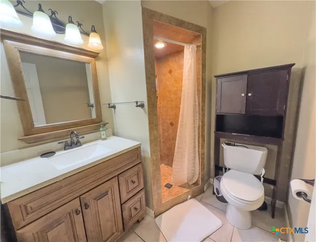 $257,900 | 716 Westwood Drive, Port Lavaca, TX 77979