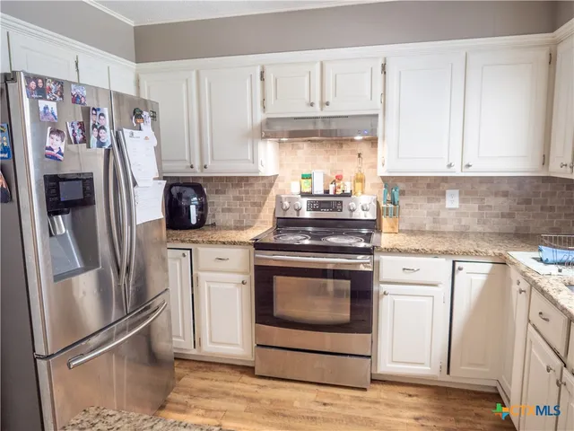 $257,900 | 716 Westwood Drive, Port Lavaca, TX 77979