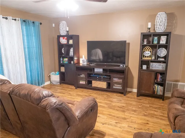 $257,900 | 716 Westwood Drive, Port Lavaca, TX 77979