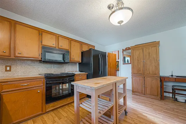 $375,000 | 220 Hillcrest Drive, Coldspring, TX 77331