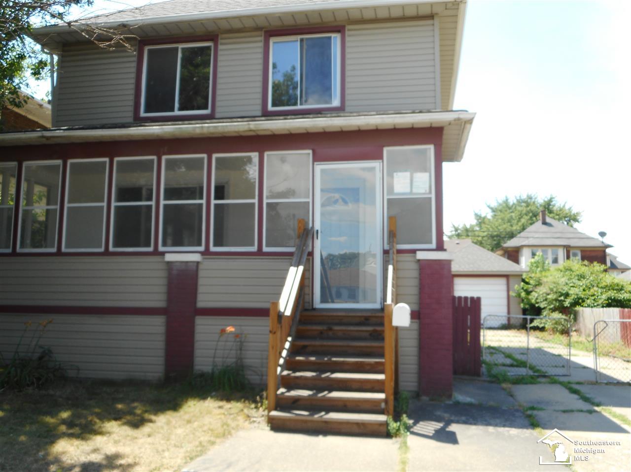 58 Maple Street River Rouge, MI 48218 - Photo 2 of 28 31354320-1.JPG