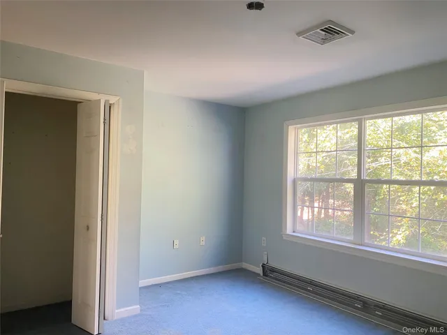 $599,900 | 71 Easy Street, Hurley, NY 12443