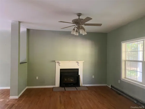 $474,900 | 71 Easy Street, Hurley, NY 12443