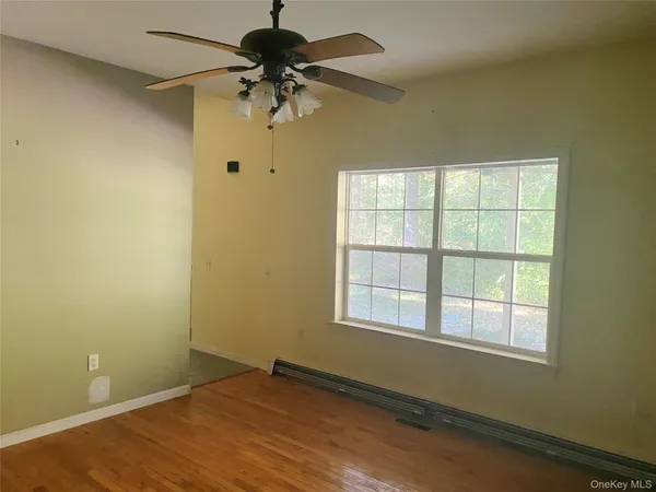 $474,900 | 71 Easy Street, Hurley, NY 12443