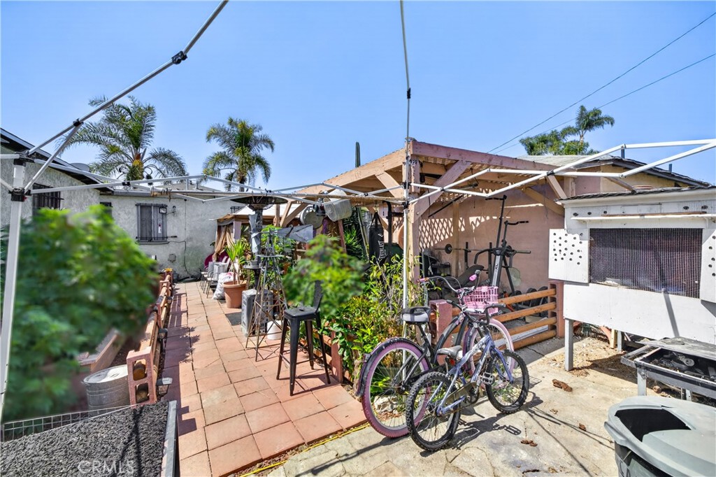 621 West Spruce Street Compton, CA 90220 - Photo 15 of 21