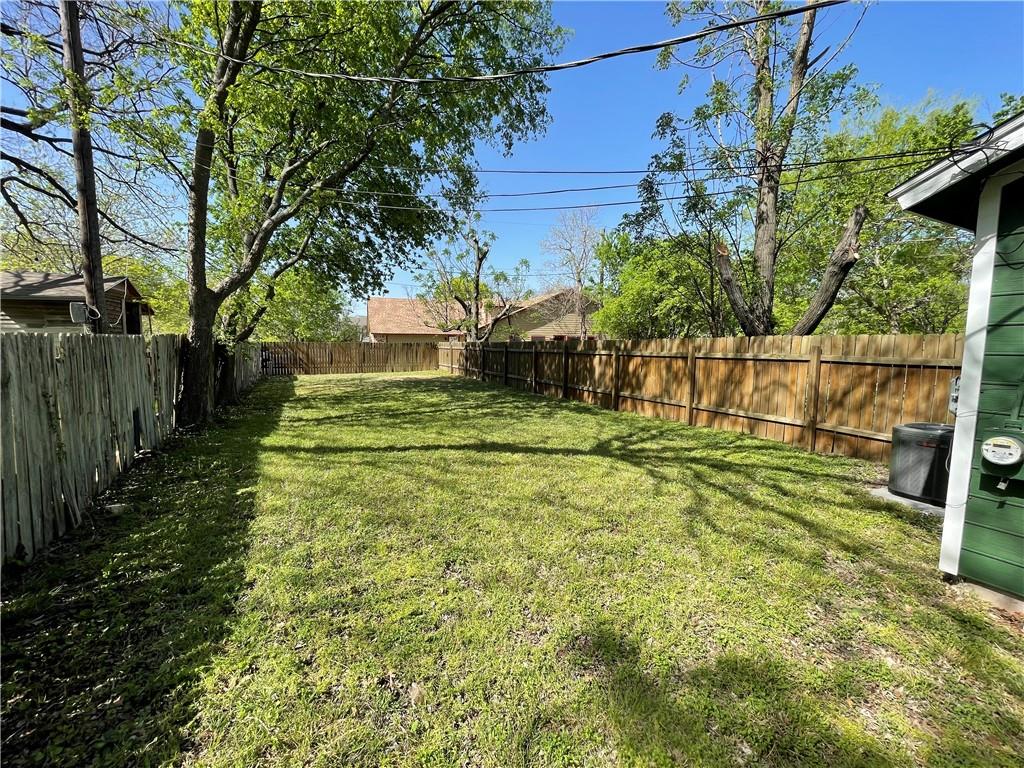 10003 Parliament House Road Austin, TX 78717 - Photo 27 of 31 a view of a backyard