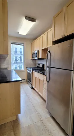 $3,300 | 48-29 40th Street, Unit 2 | Sunnyside