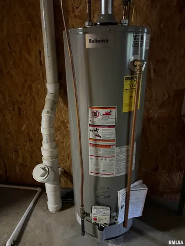 $200,000 | 3 Millwood Manor, Jacksonville, IL 62650