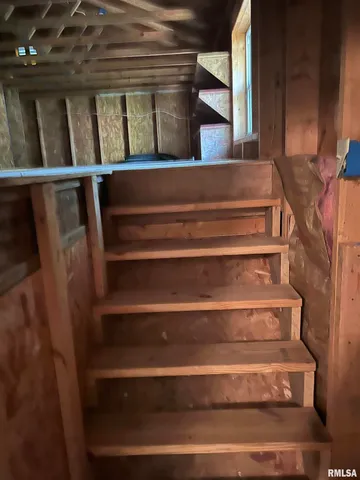 $200,000 | 3 Millwood Manor, Jacksonville, IL 62650