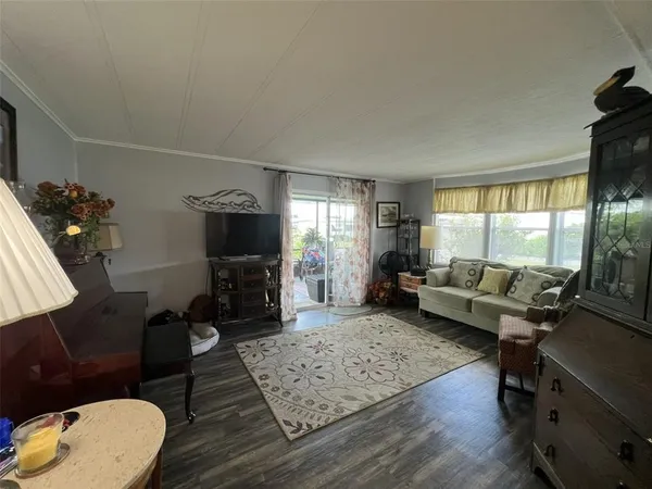 $129,900 | 2055 South Floral Avenue, Unit 15, Bartow, FL 33830