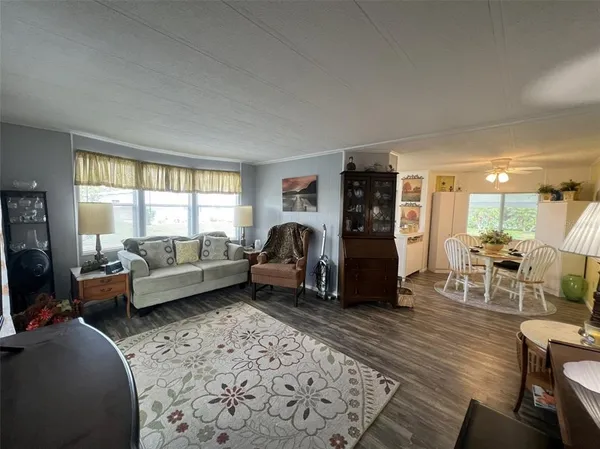 $129,900 | 2055 South Floral Avenue, Unit 15, Bartow, FL 33830