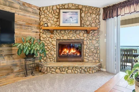 $999,900 | 9547 West Golden View Drive, Star, ID 83669