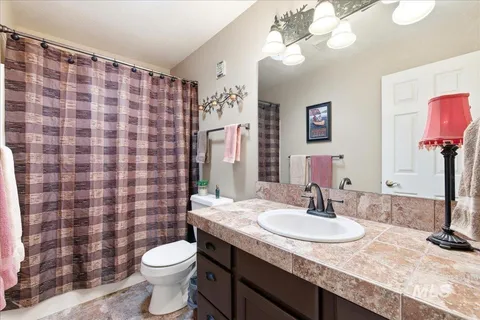 $999,900 | 9547 West Golden View Drive, Star, ID 83669