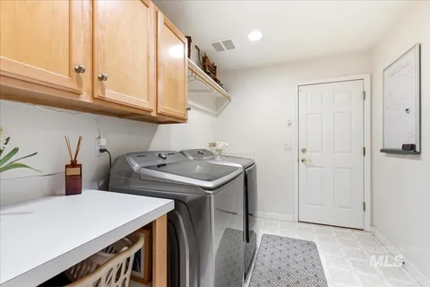$999,900 | 9547 West Golden View Drive, Star, ID 83669
