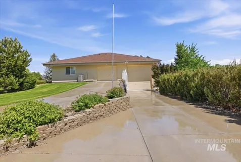 $999,900 | 9547 West Golden View Drive, Star, ID 83669