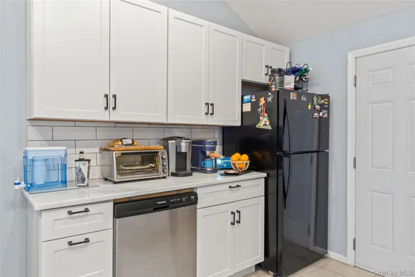 $349,000 | 32 Forest Lane, Yorktown Heights, NY 10598