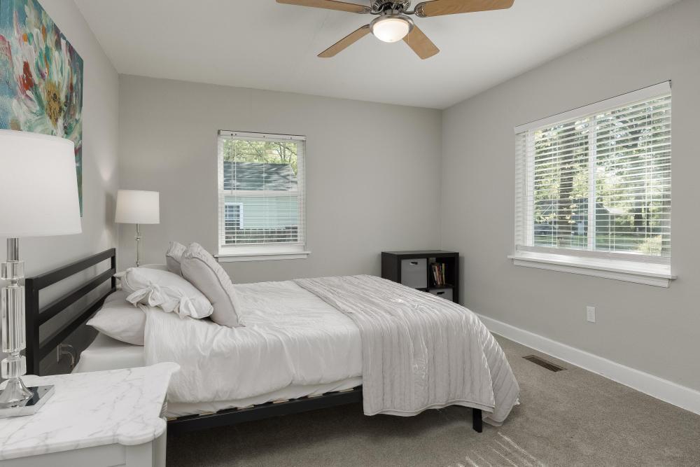 621 North Moore Road Chattanooga, TN 37411 - Photo 23 of 35 2024_04_April_621_N_Moore_Rd_0032