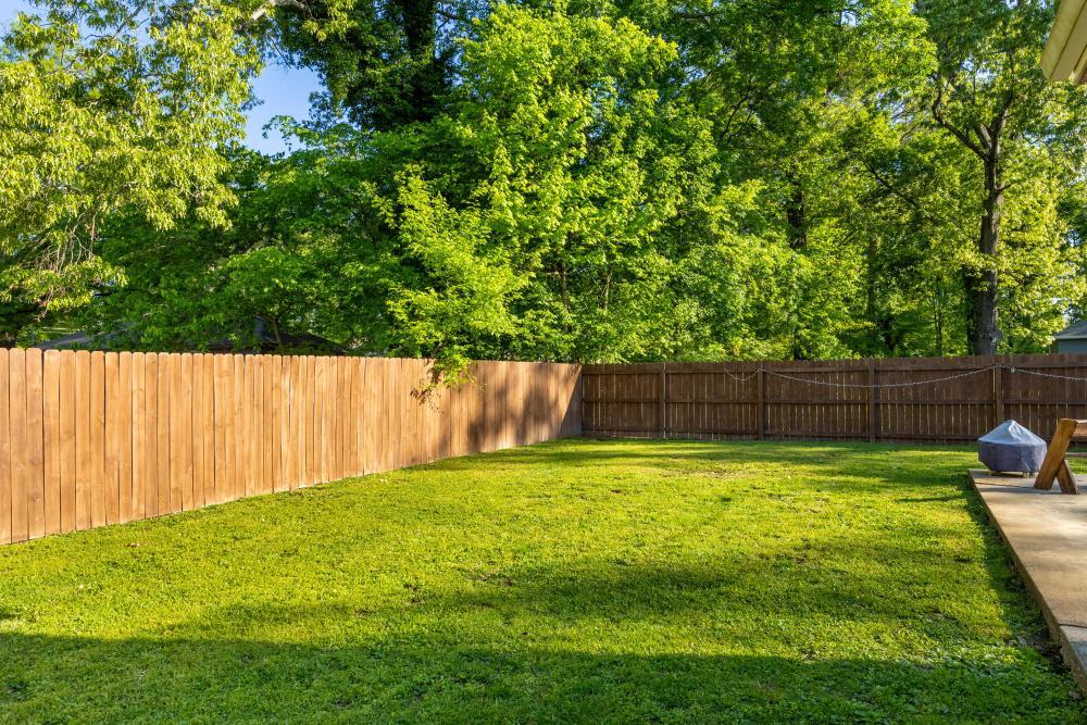 621 North Moore Road Chattanooga, TN 37411 - Photo 29 of 35 2024_04_April_621_N_Moore_Rd_0005
