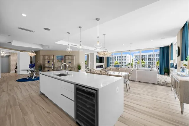$3,495,000 | 41 Isle Of Venice Drive, Unit 301, Fort Lauderdale, FL 33301