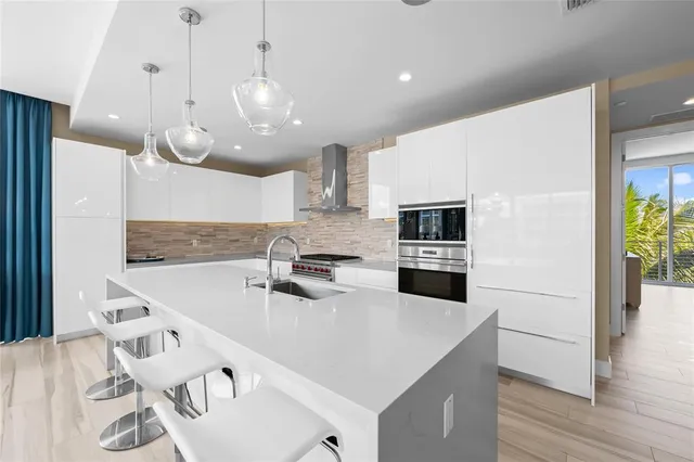 $3,495,000 | 41 Isle Of Venice Drive, Unit 301, Fort Lauderdale, FL 33301