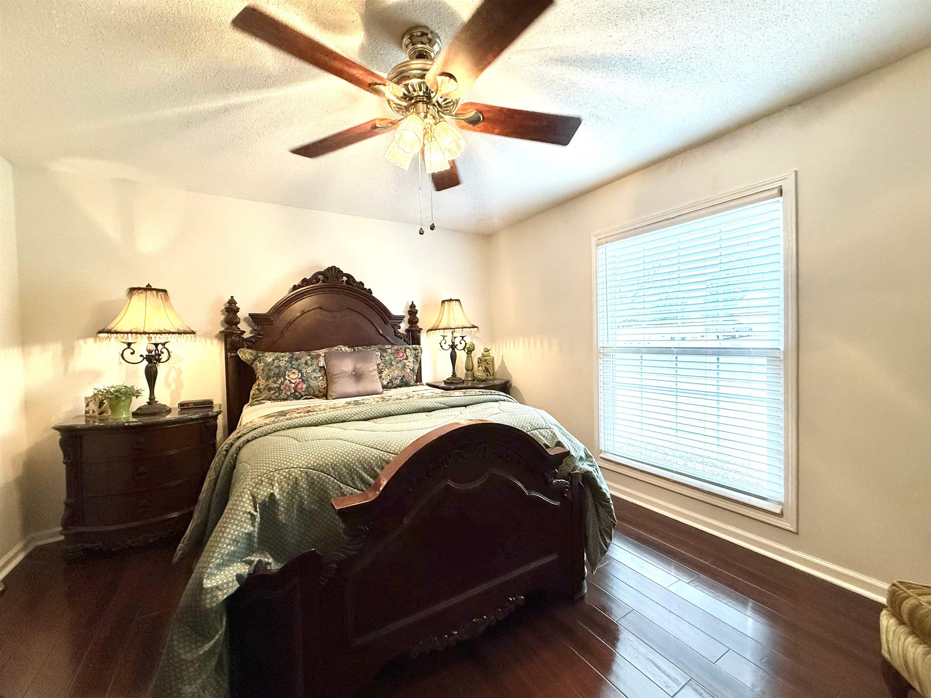 825 North Walnut Bend Road Memphis, TN 38018 - Photo 4 of 40 a view of bedroom with furniture and wooden floor