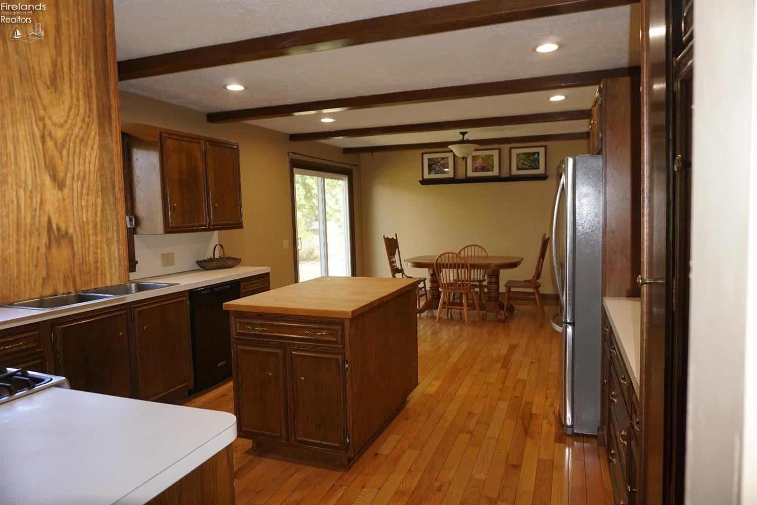 1856 Graham Road Willard, OH 44890 - Photo 2 of 10 Gallery Image 2