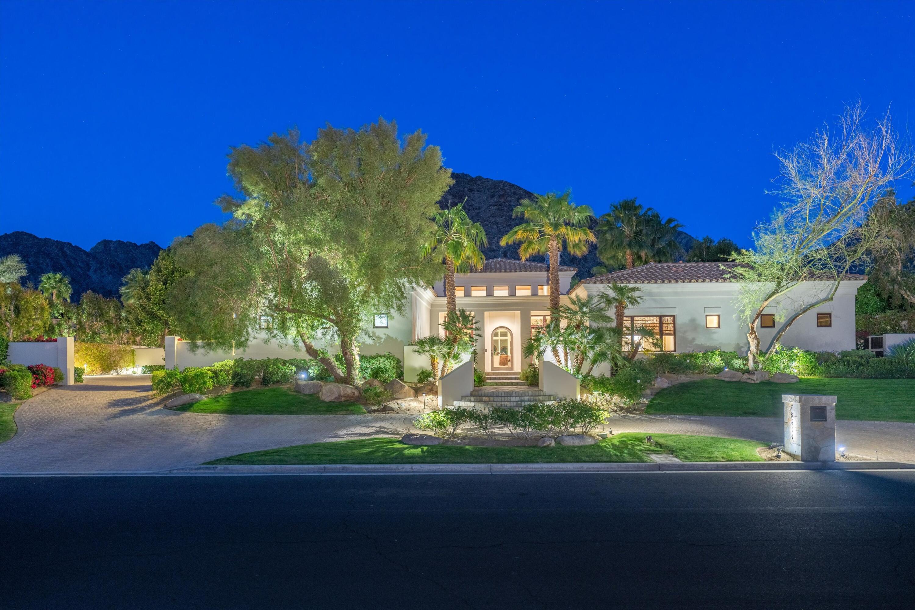 78411 Talking Rock Turn La Quinta, CA 92253 - Photo 70 of 70 a view of a street with a building in the background